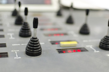 Automatic registration key control unit on offset printing machine, selective focus detail