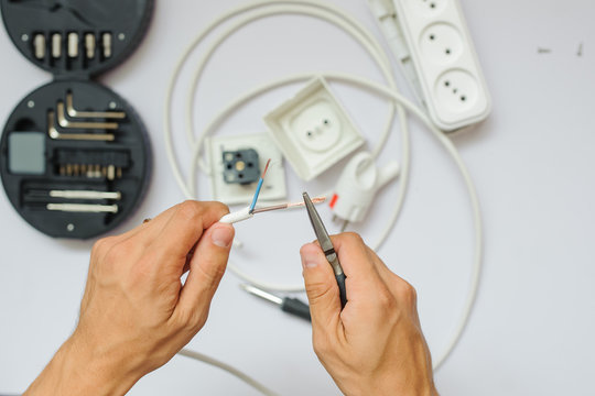 The work process of an electrician