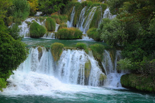 Waterfall Skradinski Buk in the Krka National Park in Croatia. © Dariusz Skoczeń