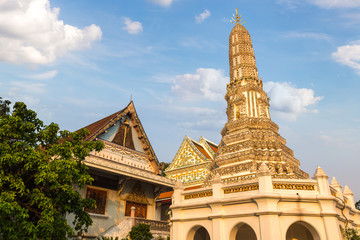 Fototapeta premium Wat Thepthidaram Worawihan temple in Bangkok
