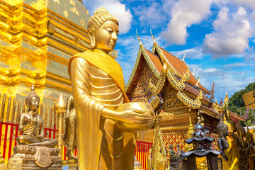 Fototapeta premium Wat Phra That Doi Suthep in Chiang Mai