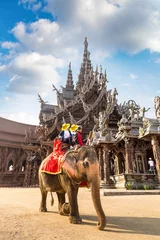 Tischdecke Heiligtum der Wahrheit in Pattaya © Sergii Figurnyi