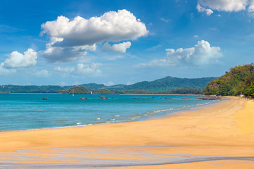Fototapeta na wymiar Ao Nang beach, Krabi, Thailand
