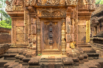 Fototapeta na wymiar Banteay Srei temple in Angkor Wat