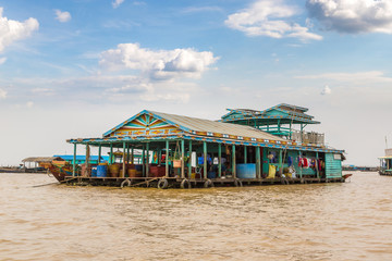 Fototapeta na wymiar Floating village in Cambodia