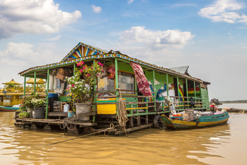 Naklejka premium Floating village in Cambodia