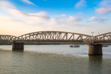 Fototapeta na wymiar Cau Truong Tien bridge in Hue, Vietnam