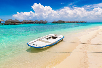 Obraz na płótnie Canvas Boat in the Maldives
