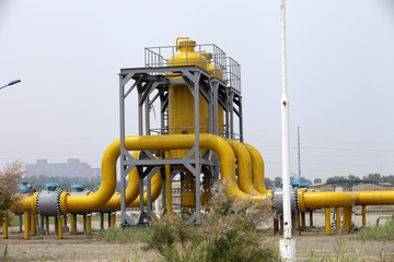 Oilfield equipment and pipeline