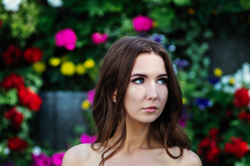Naklejka premium Portrait of a beautiful young girl.