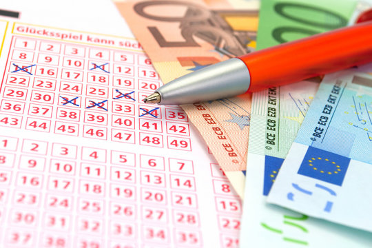 Zahlenlotto Billeder – Gennemse 258 stockfotos, vektorer og videoer ...