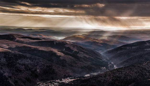 monta&ntilde;a en invierno