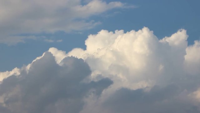 Time Lapse of Huge Puffy Storm Clouds