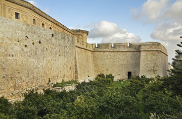 Fototapeta na wymiar Defensive walls of city in Mdina Malta