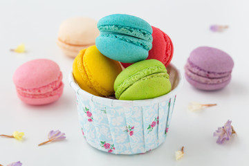 Macaroons with flower