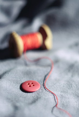 Macro button and thread