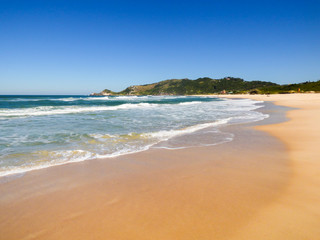 Fototapeta na wymiar A view of Praia Mole (Mole beach) in Florianopolis, Brazil