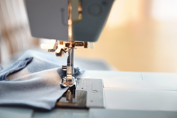 Working sewing machine closeup