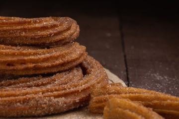 Churros fritos en manteca