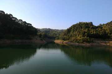 Fototapeta na wymiar Scenery of Chinese reservoirs