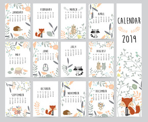 Chic monthly calendar 2019 with squirrel, fox, bear, skunk ,porcupine, penguin and wild