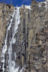 Fototapeta na wymiar Waterfall in Yosemite