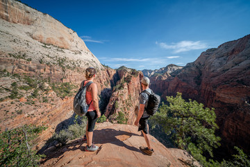 Couples epic summit to Angels Landing - Zion National Park