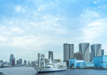 Fototapeta premium 東京竹芝桟橋から望むベイエリアの風景