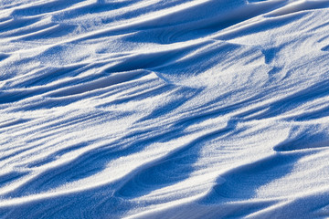 deep snow wavy structure