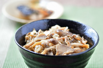 キノコの炊き込みご飯