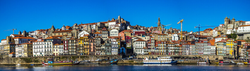 Fototapeta na wymiar travel in Portugal 