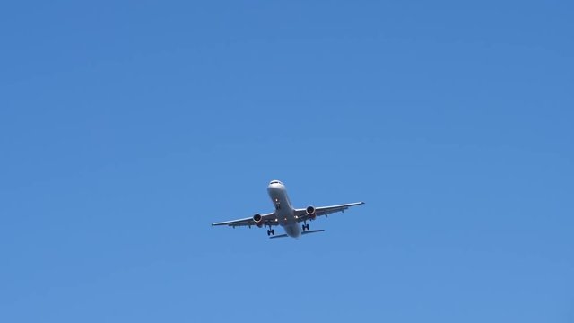 Big airplane fly by over red motors r full hd 160p Visual resource 