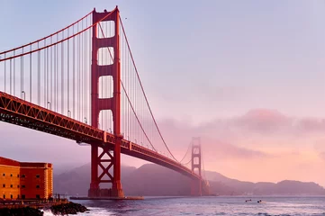 Fotobehang San Francisco Golden Gate Bridge bij zonsopgang, San Francisco, Californië