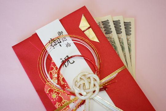 【結婚】ご祝儀袋とお金_赤とピンク