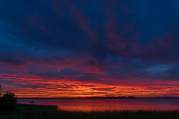 Fototapeta na wymiar Sunrise/Sunset over Lake Champlain