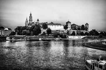 Zamek królewski w Krakowie, Polska