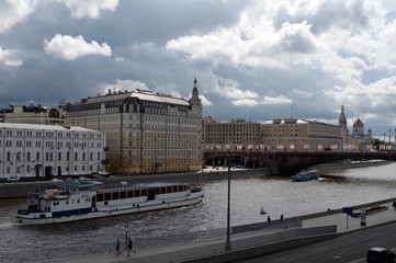 View from the observation platform of the park "Zaryadye" on the Raushskaya embankment in Moscow