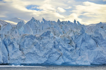 Glaciers have unique shapes and different colors, depending on the angle of incidence of sunlight.