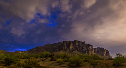 Fototapeta na wymiar The Superstition Mountains east of Phoenix, Arizona are an icon of the Sonoran Desert and this southwestern state. It is a popular location to hike, explore and photograph