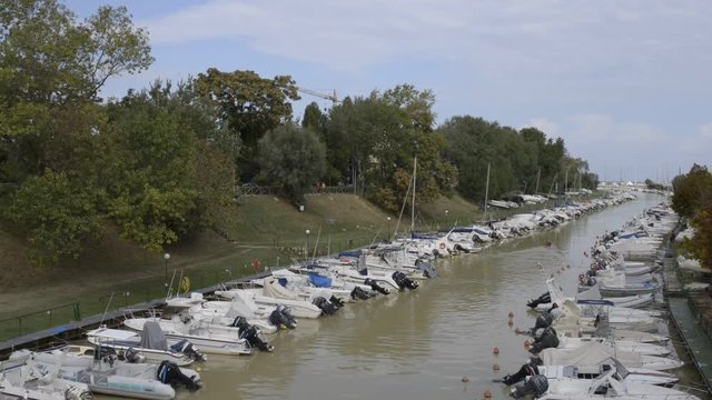 ormeggio sul Lungo Foglia