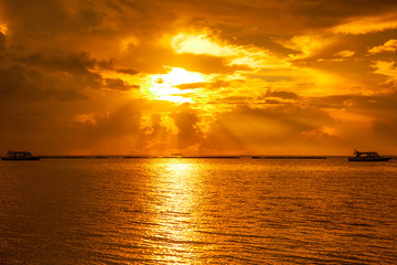 Naklejka premium Beach Sunset