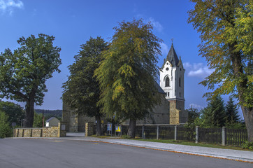 Bieżdziedza -kościół
