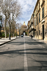 Obraz premium View of Porta Nuova in Palermo
