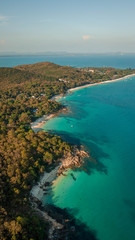Fototapeta na wymiar Vista aerea de la isla de Koh samet, Tailandia