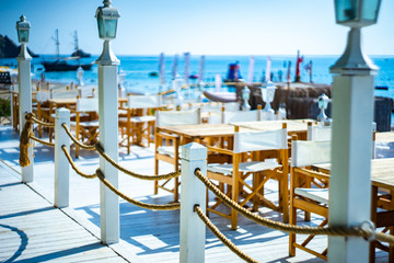 Seaside table setting
