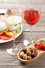 White and rose wine with caprese salad