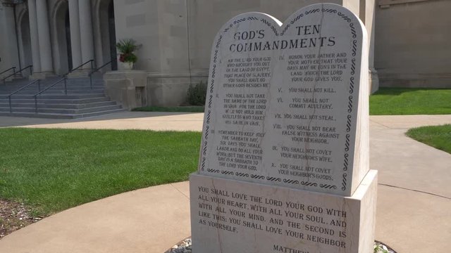 Ten Commandments Saint Cecilia 4K