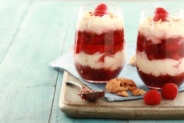 raspberry fruit trifle dessert