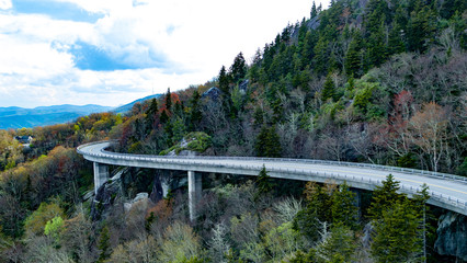 Fototapeta na wymiar Linn Cove Viaduct Bridge Blue Ridge Parkway Asheville North Carolina 