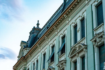 Obraz premium Historic architecture at night in Nyiregyhaza, Hungary